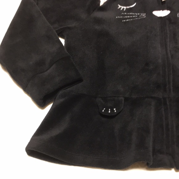 2T (2/$20) Black Cat Velour Hoodie by Gap - Picture 3 of 16